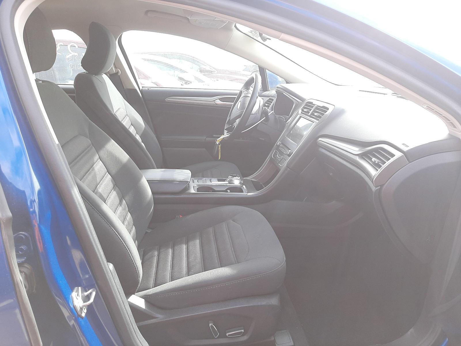 2017 FORD FUSION SE - Фото 5