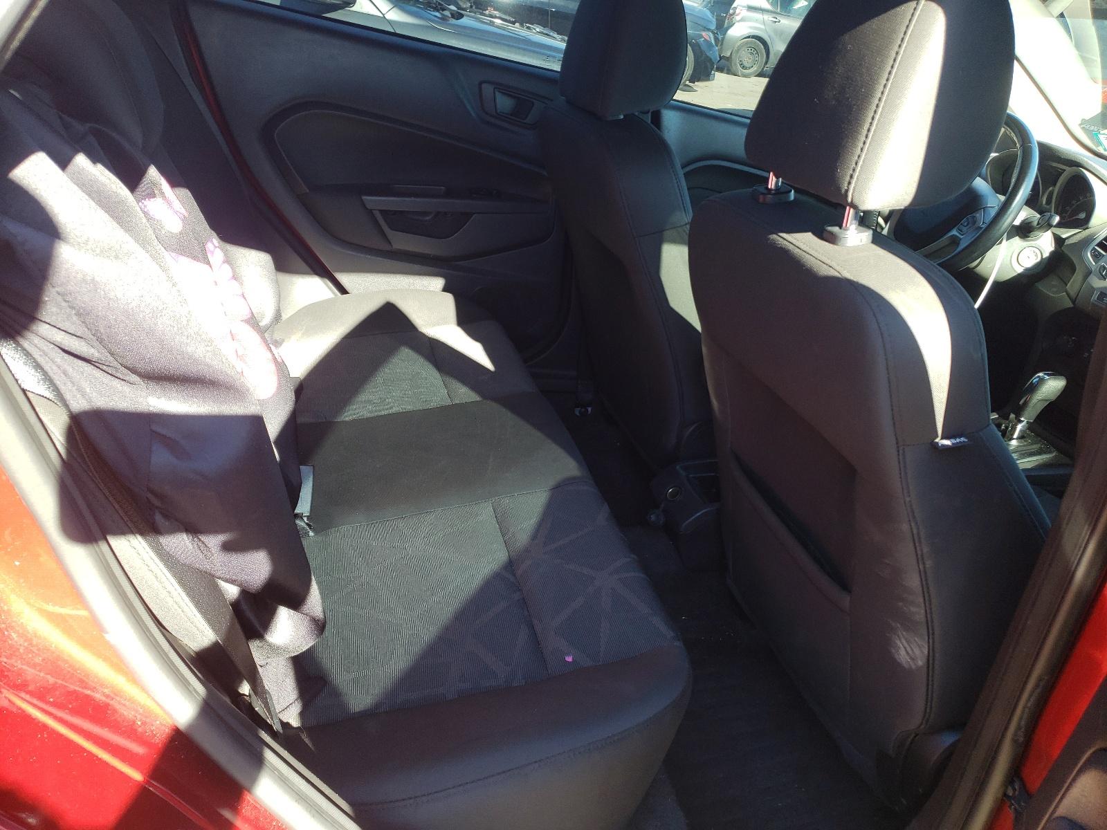 2013 FORD FIESTA SE - Image 6