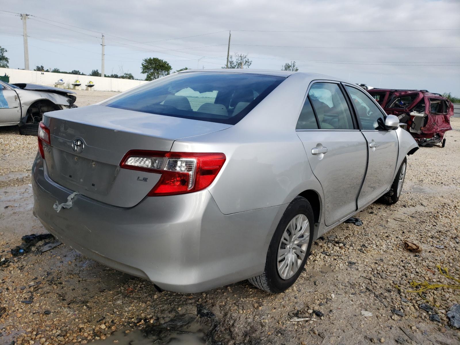 2013 Toyota Camry L - Image 4