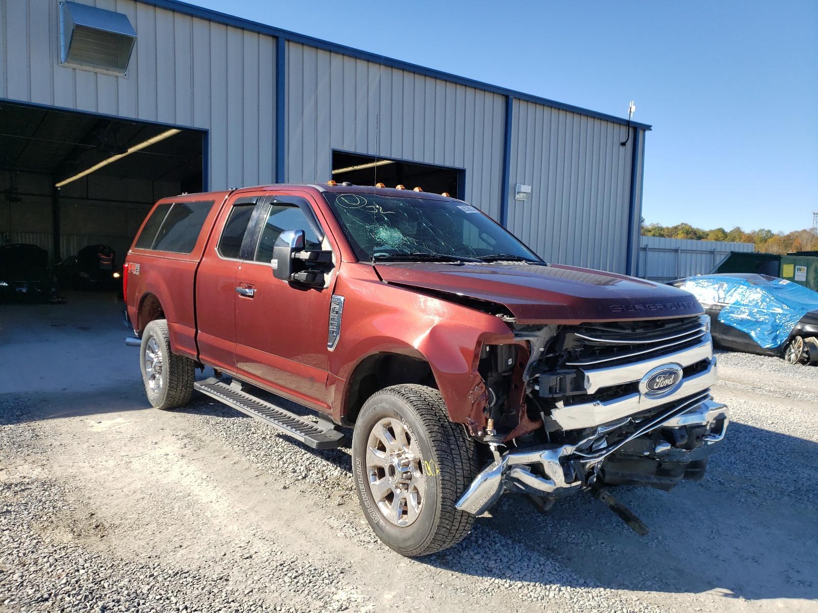 2017 FORD F250 SUPER