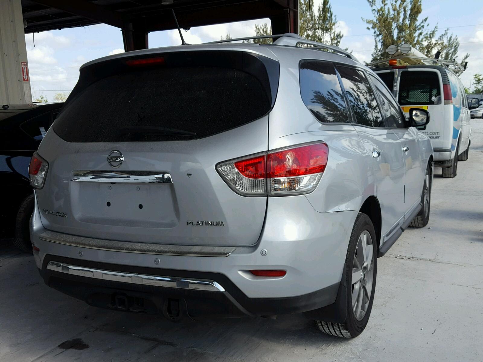 2013 NISSAN PATHFINDER - Фото 4