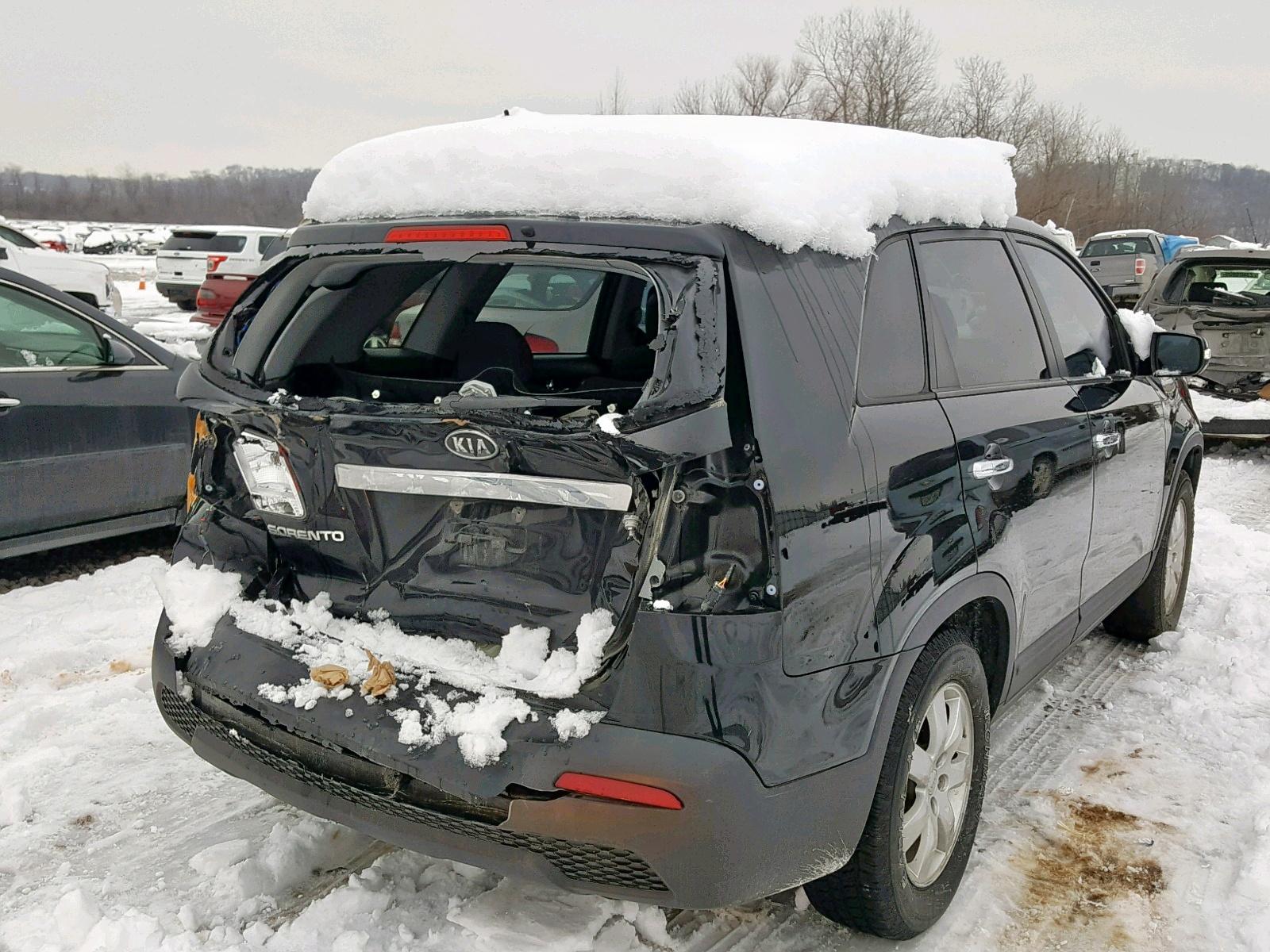 2011 Kia Sorento Base - Фото 4