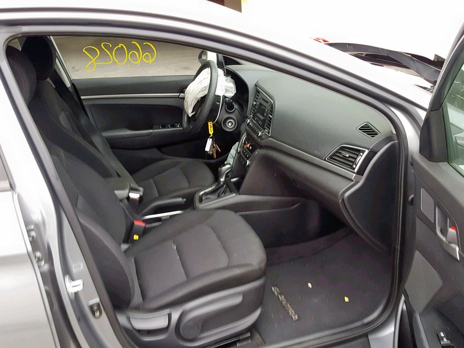 2018 Hyundai Elantra Se - Image 5