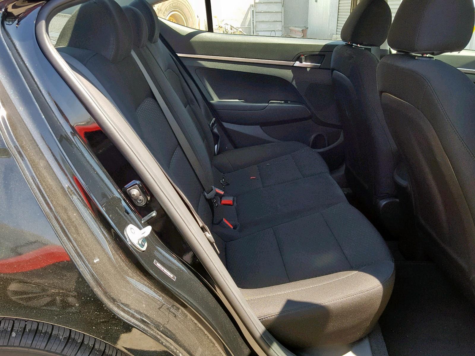 2019 Hyundai Elantra Se - Фото 6