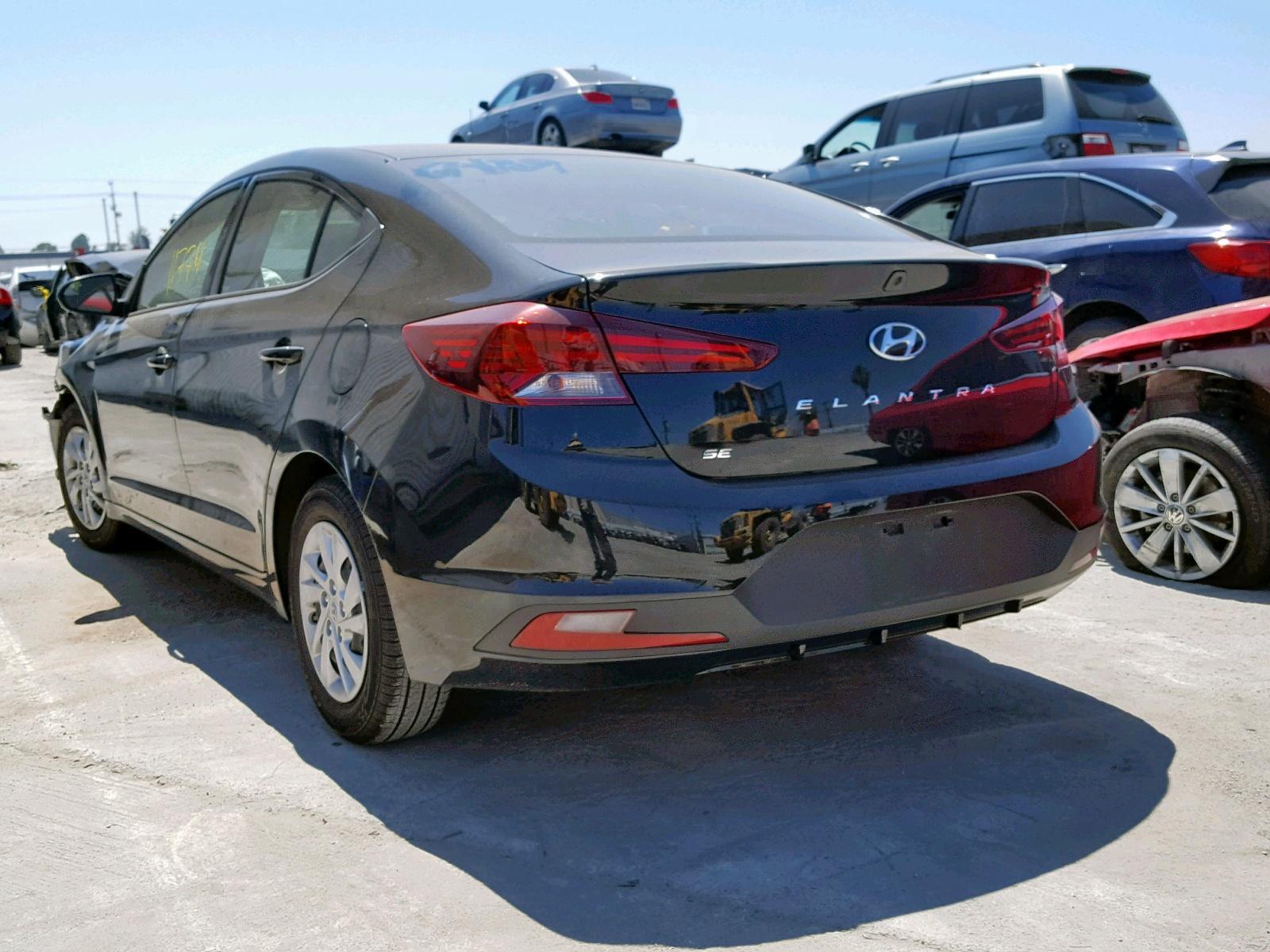 2019 Hyundai Elantra Se - Фото 3