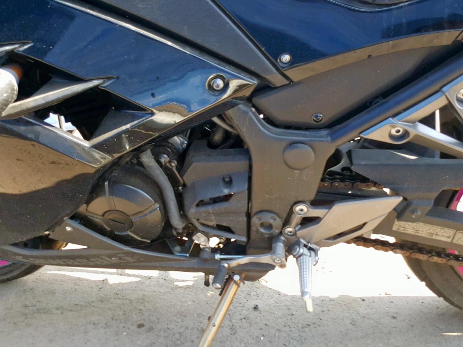 2014 Kawasaki Ex300 B - Фото 7