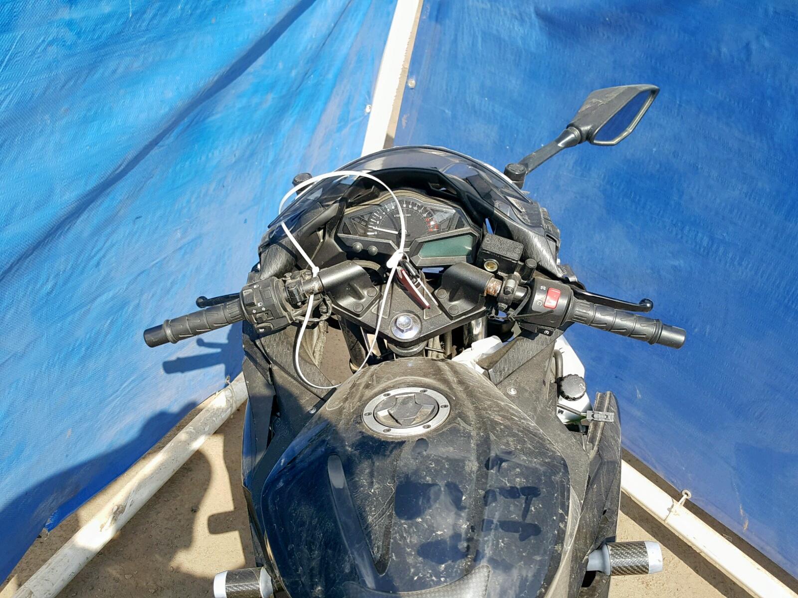 2014 Kawasaki Ex300 B - Фото 5