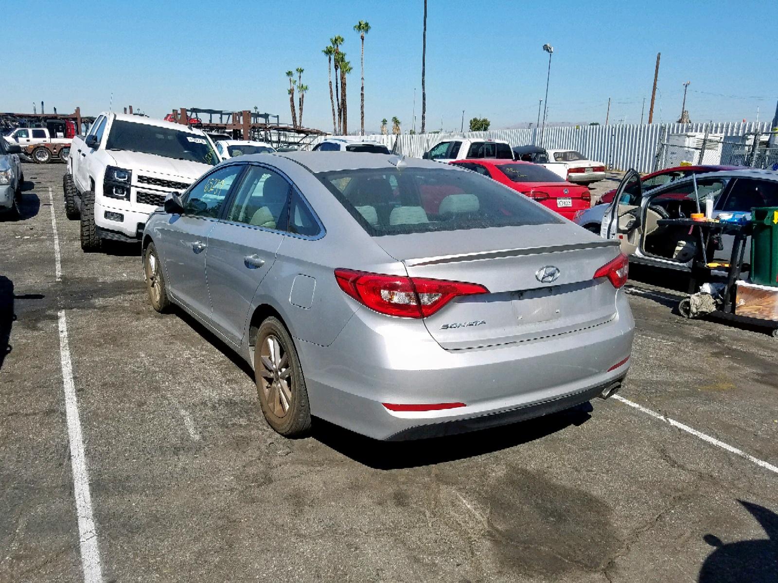 2017 Hyundai Sonata Se - Фото 3