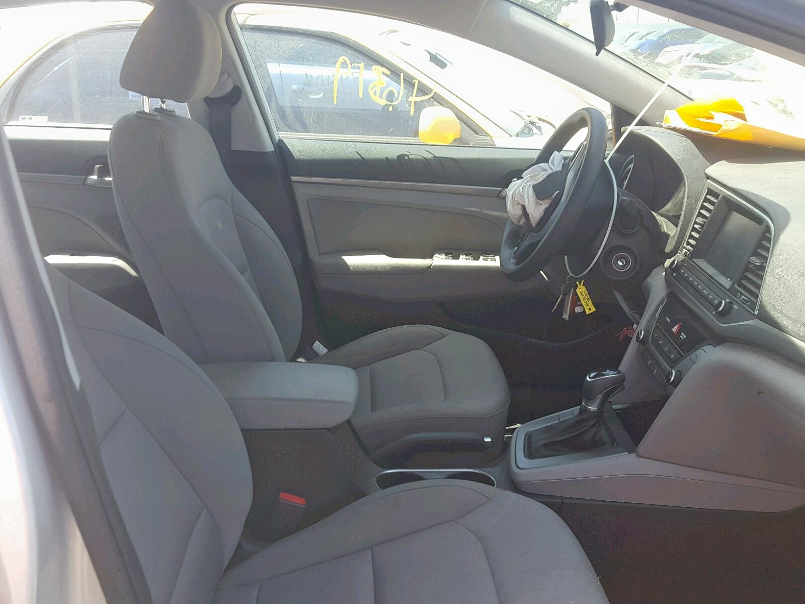 2018 Hyundai Elantra Sel - Image 5