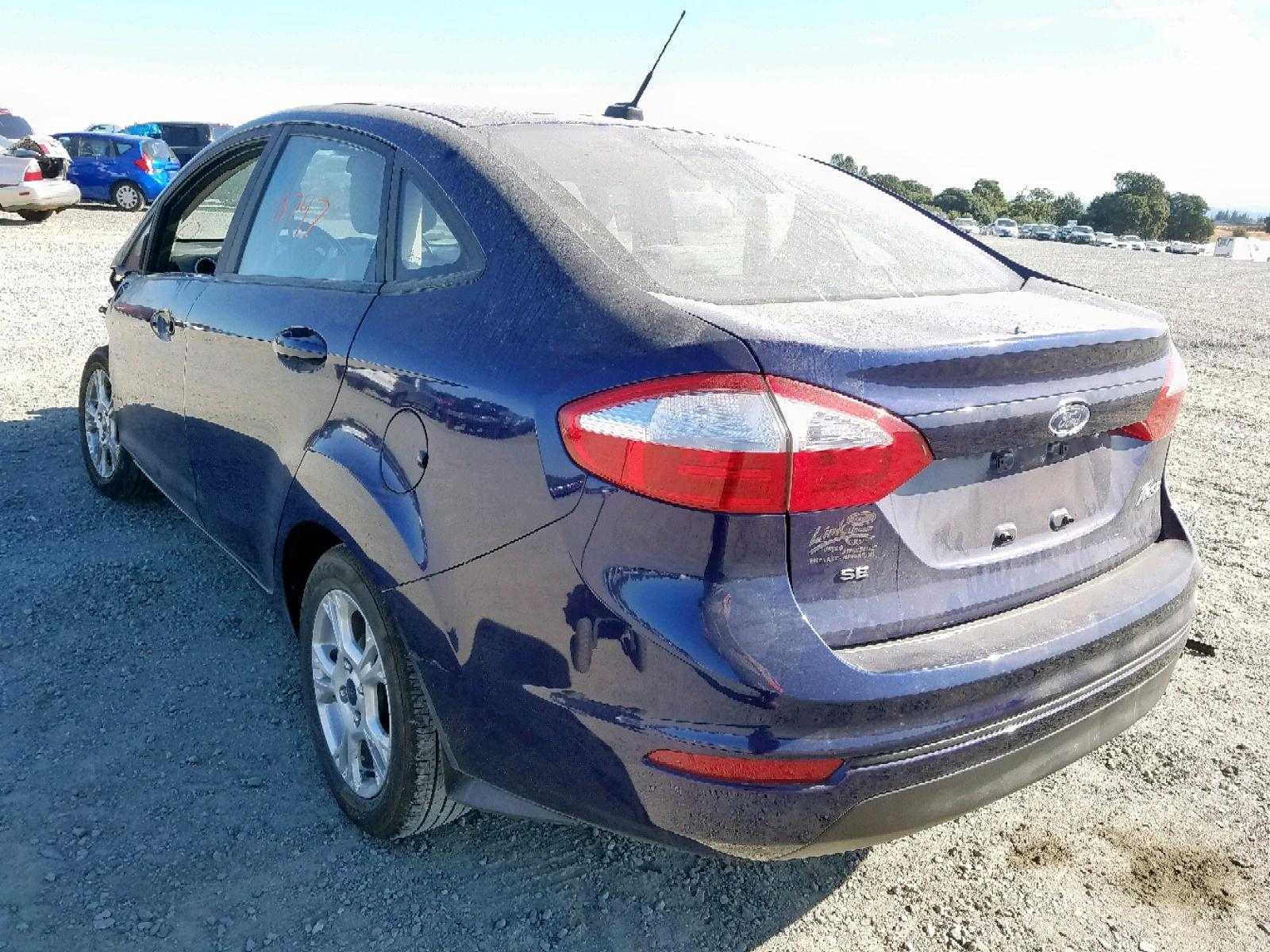 2016 Ford Fiesta Se - Фото 3