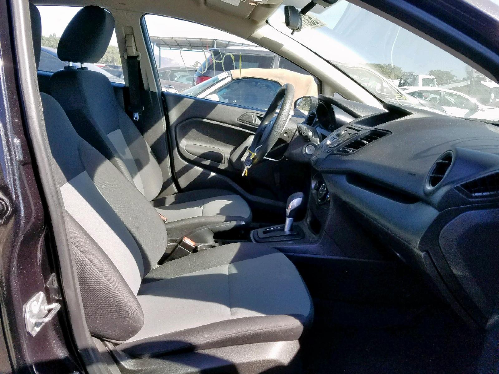 2015 Ford Fiesta S - Image 5
