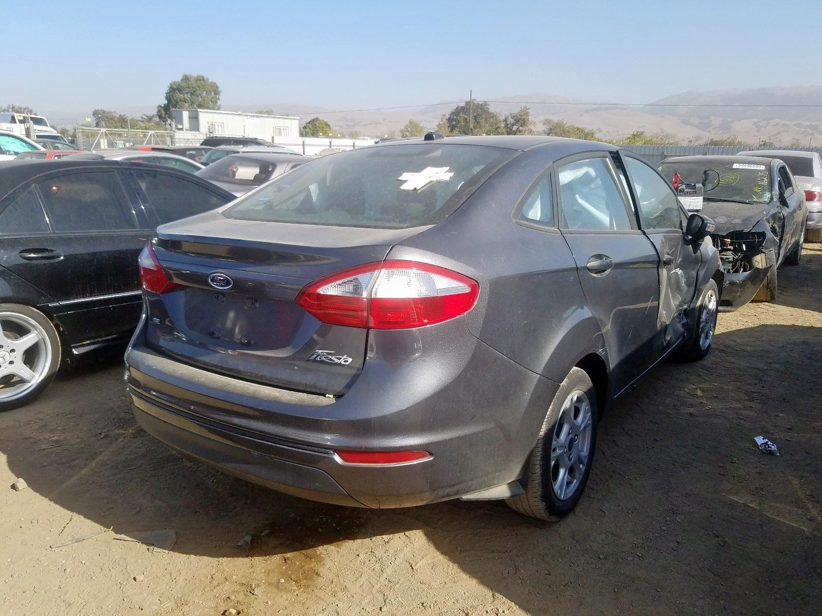 2016 Ford Fiesta Se - Image 4