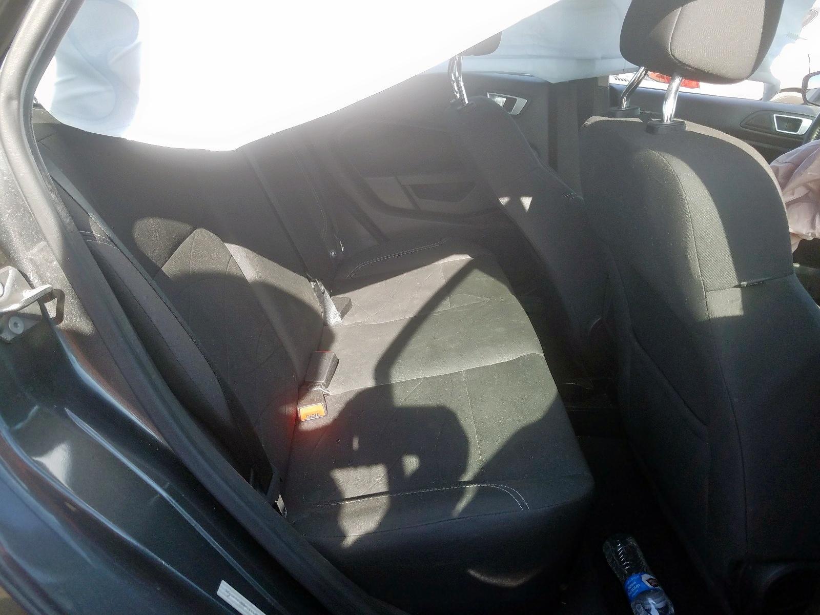 2016 Ford Fiesta Se - Image 6