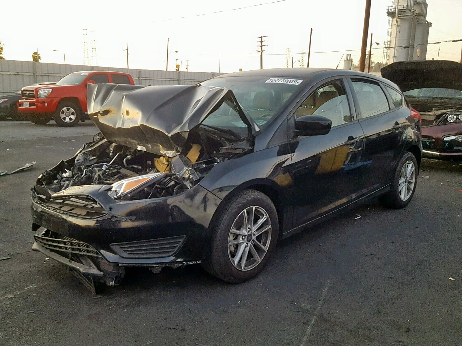 2018 Ford Focus Se - Фото 2