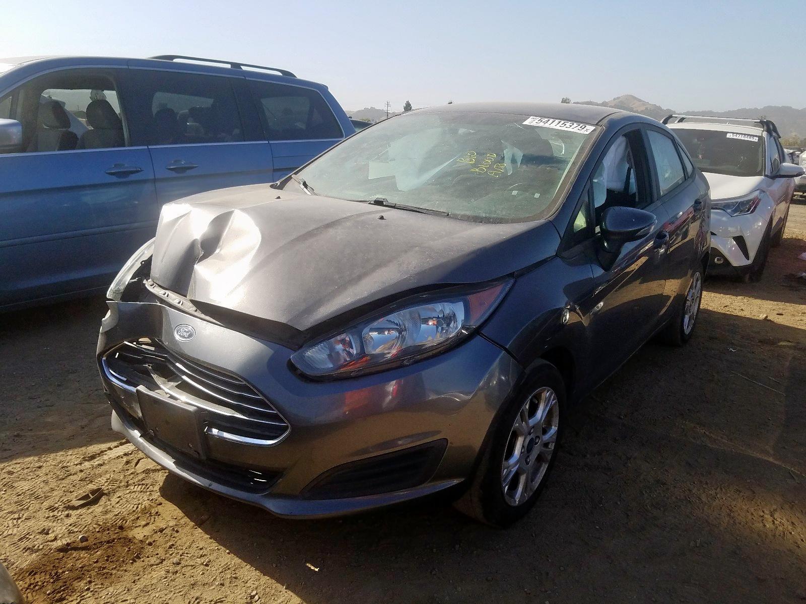 2016 Ford Fiesta Se - Image 2
