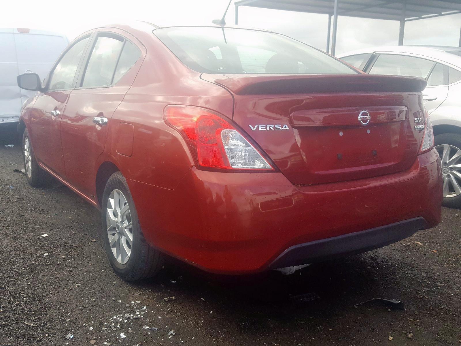 2018 Nissan Versa S - Image 3