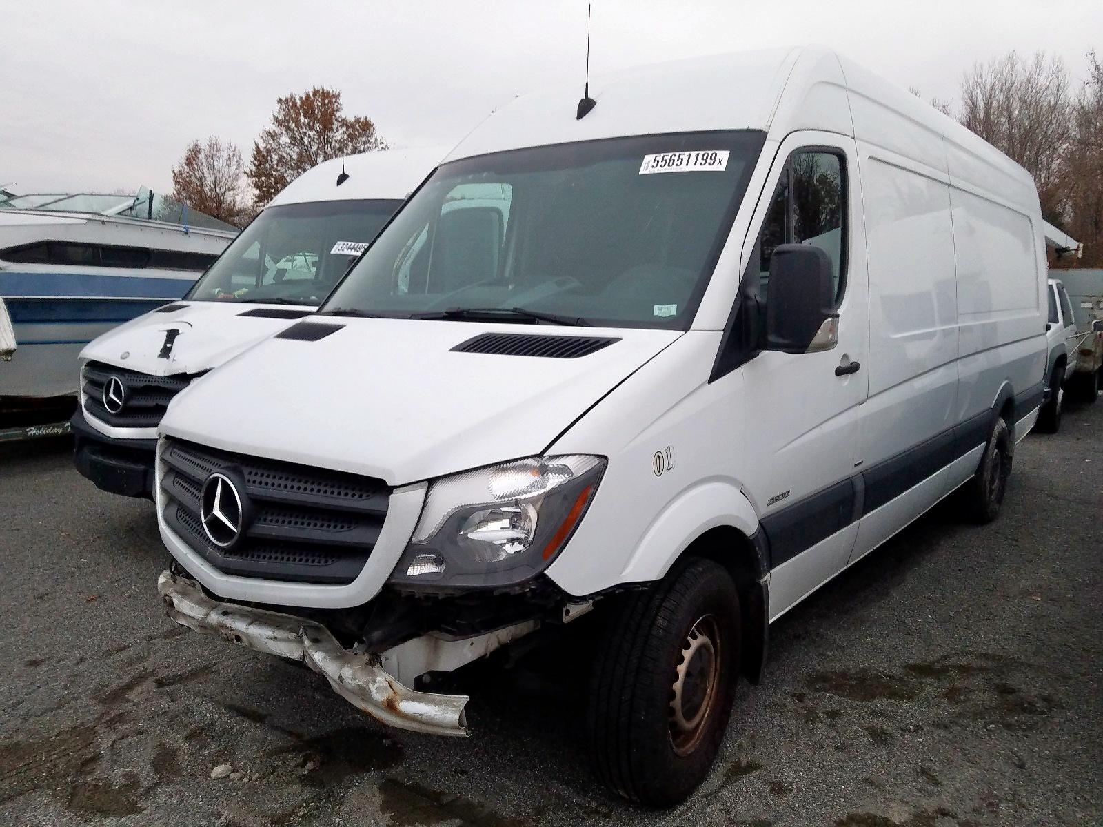 2016 Mercedes-Benz Sprinter 2500 - Фото 2