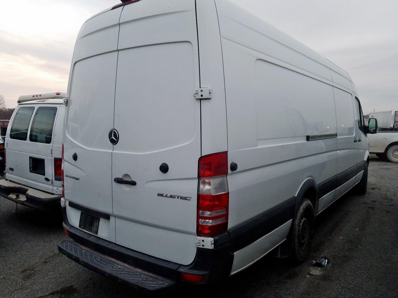 2016 Mercedes-Benz Sprinter 2500 - Фото 4