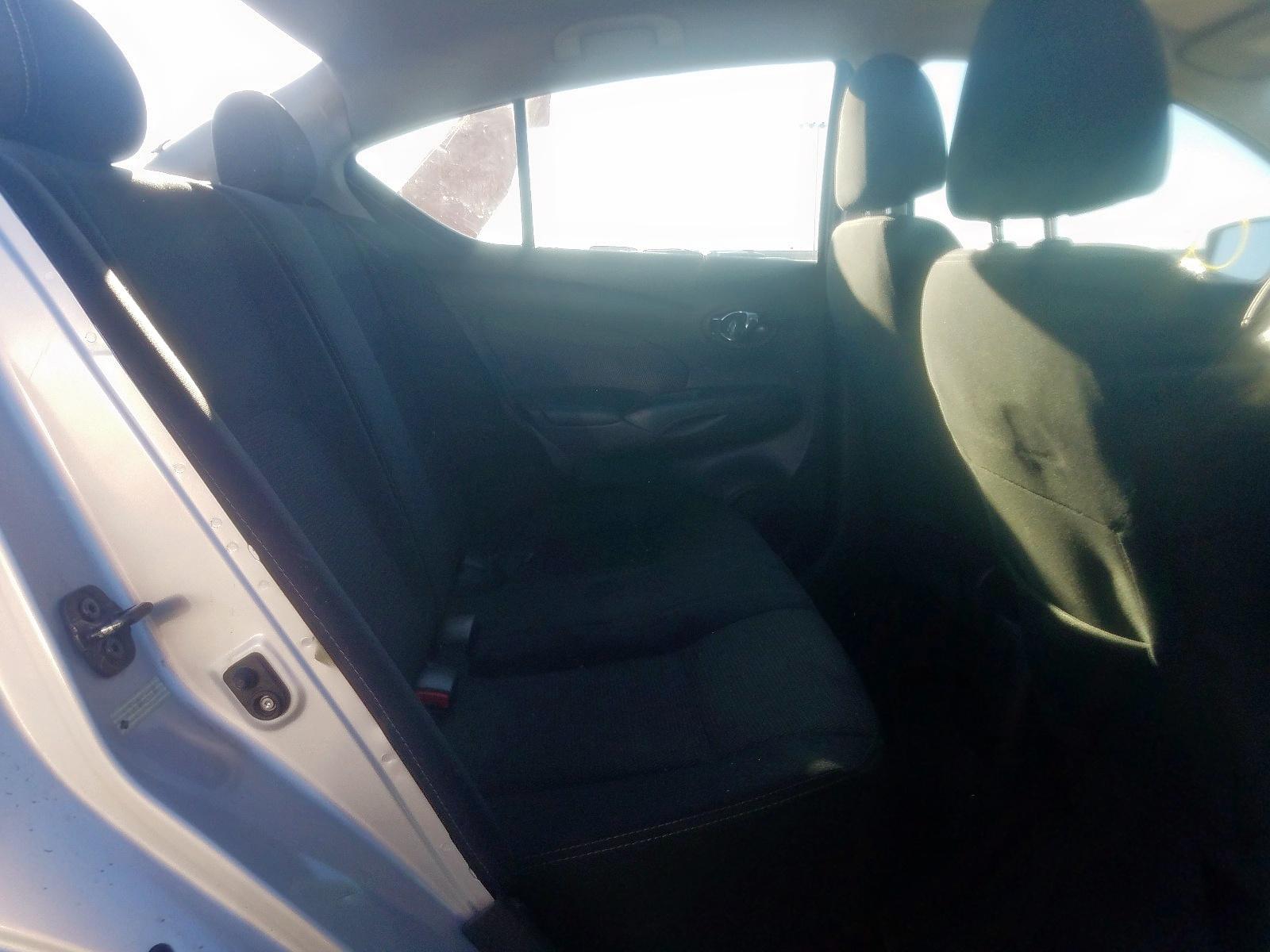 2016 Nissan Versa S - Image 6