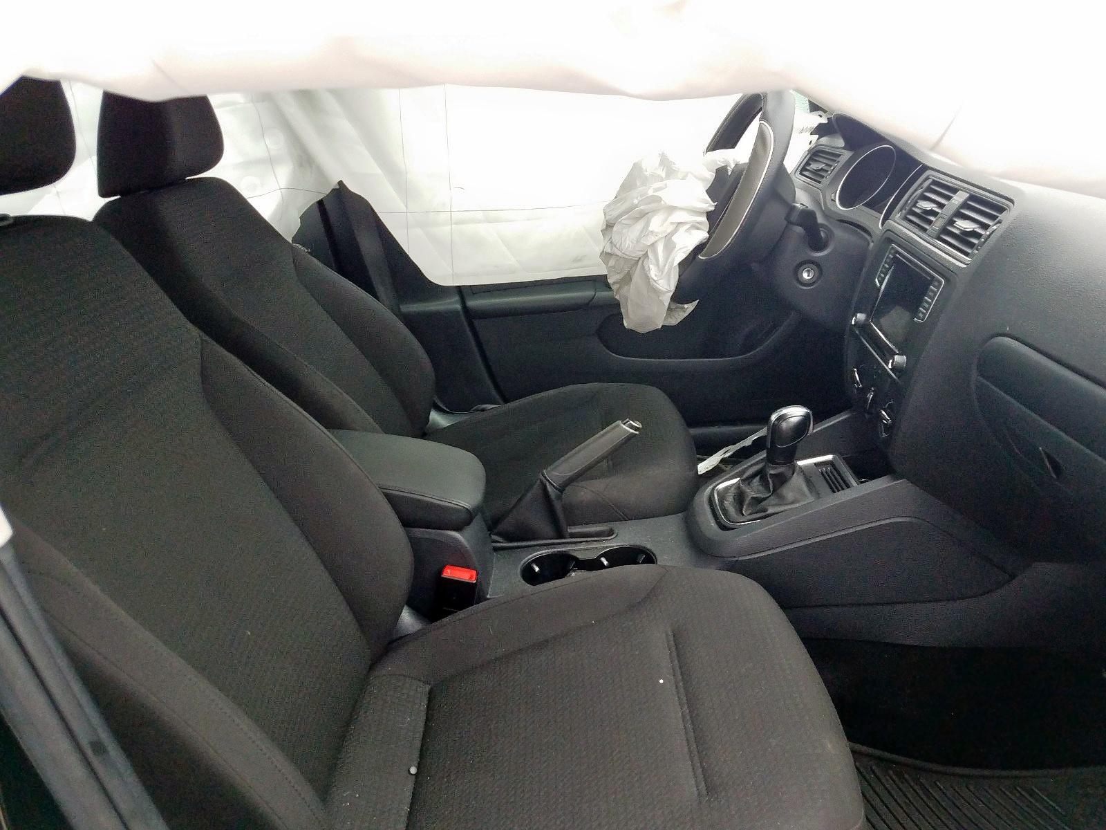 2016 Volkswagen Jetta S - Фото 5