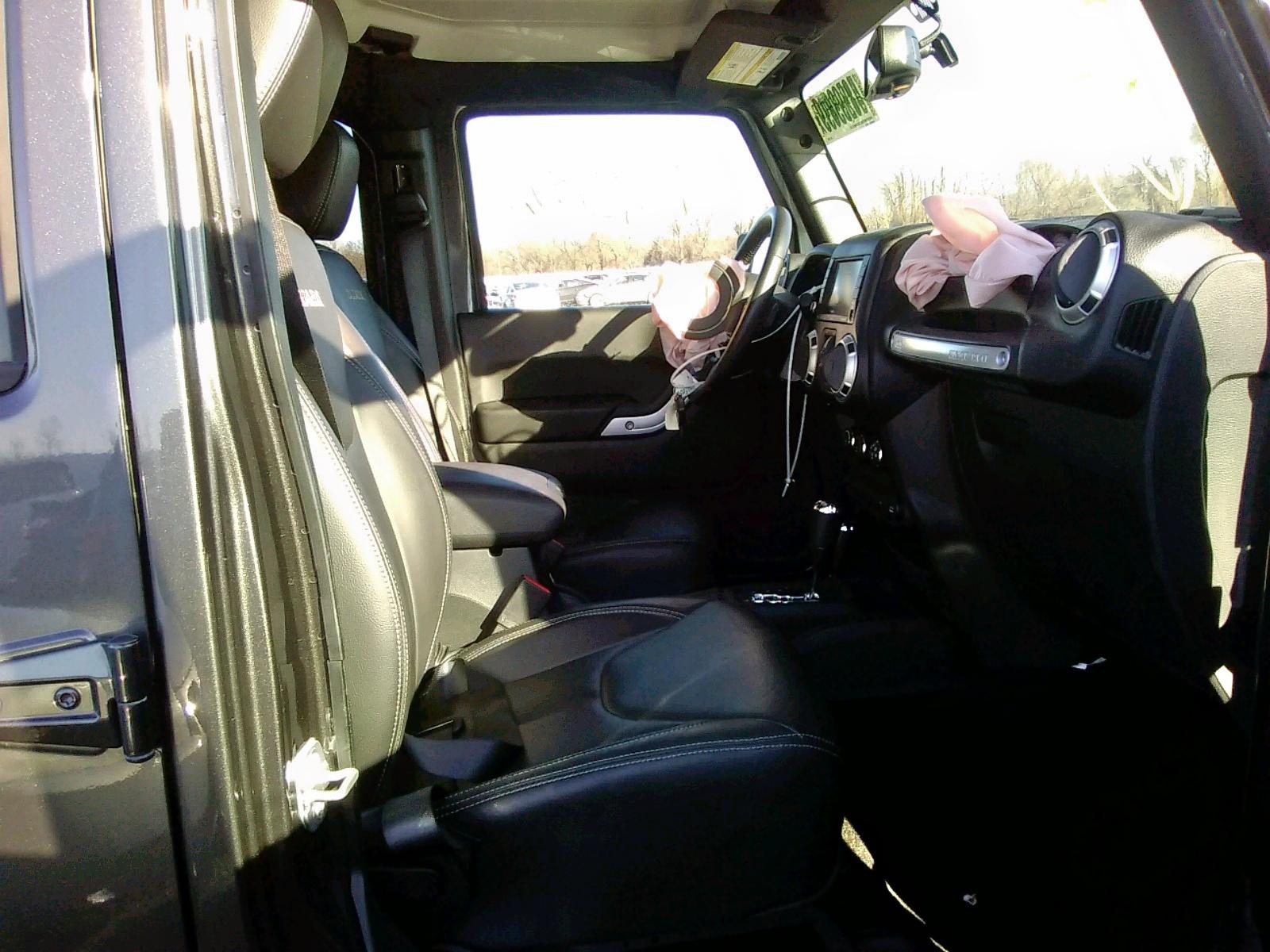 2017 JEEP WRANGLER U - Фото 5
