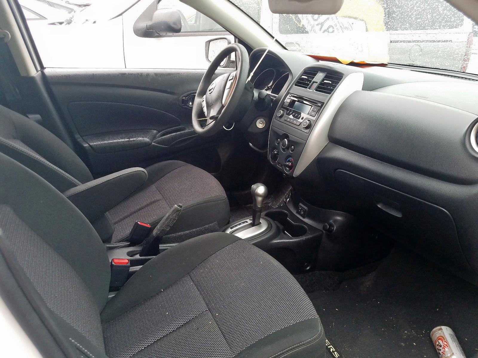 2018 Nissan Versa S - Image 5