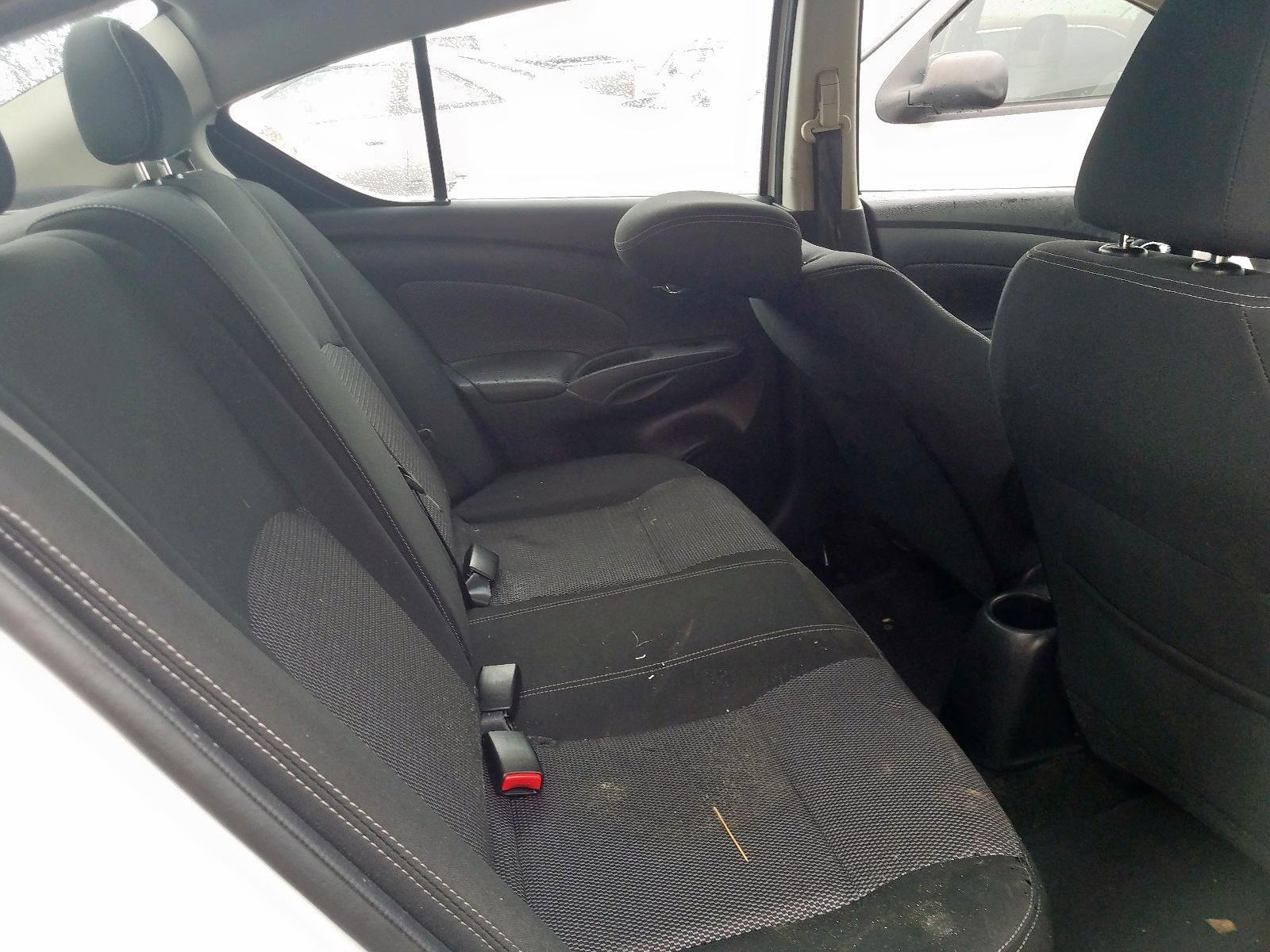 2018 Nissan Versa S - Image 6