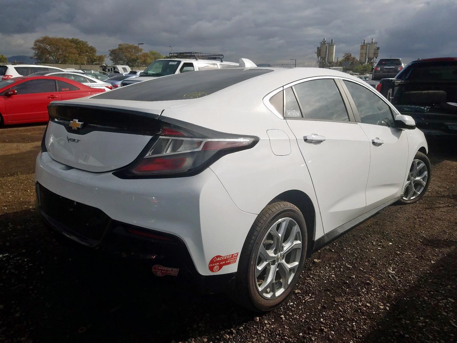 2016 Chevrolet Volt Ltz - Image 4