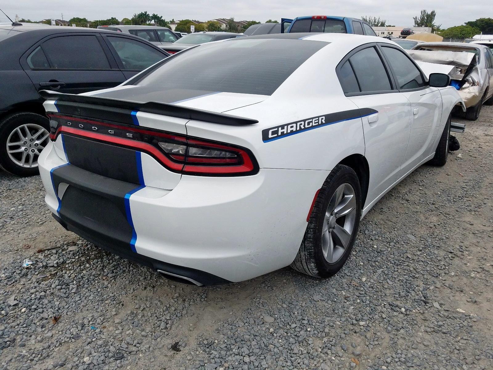 2015 Dodge Charger Se - Фото 4