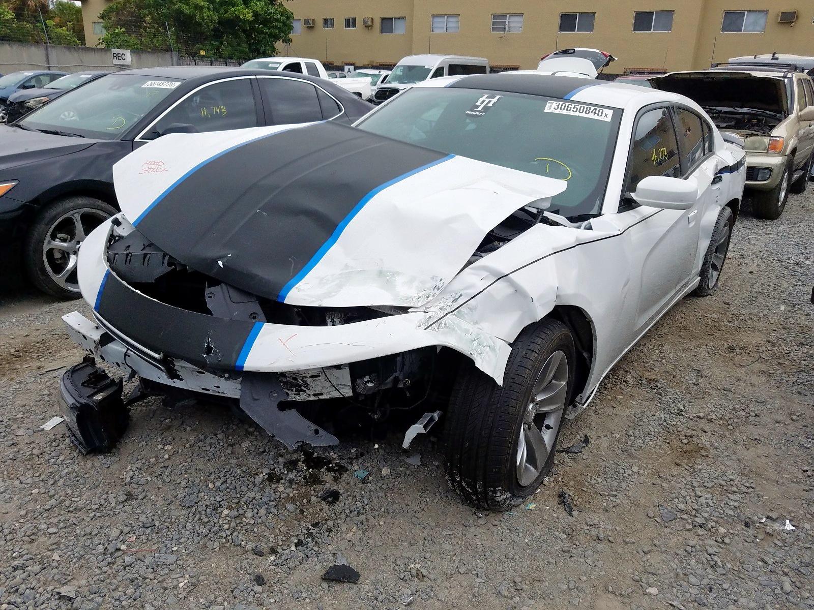 2015 Dodge Charger Se - Фото 2