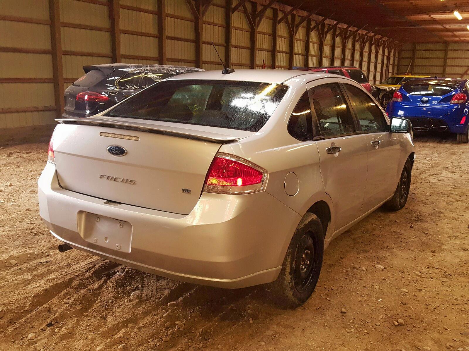 2011 Ford Focus Se - Фото 4