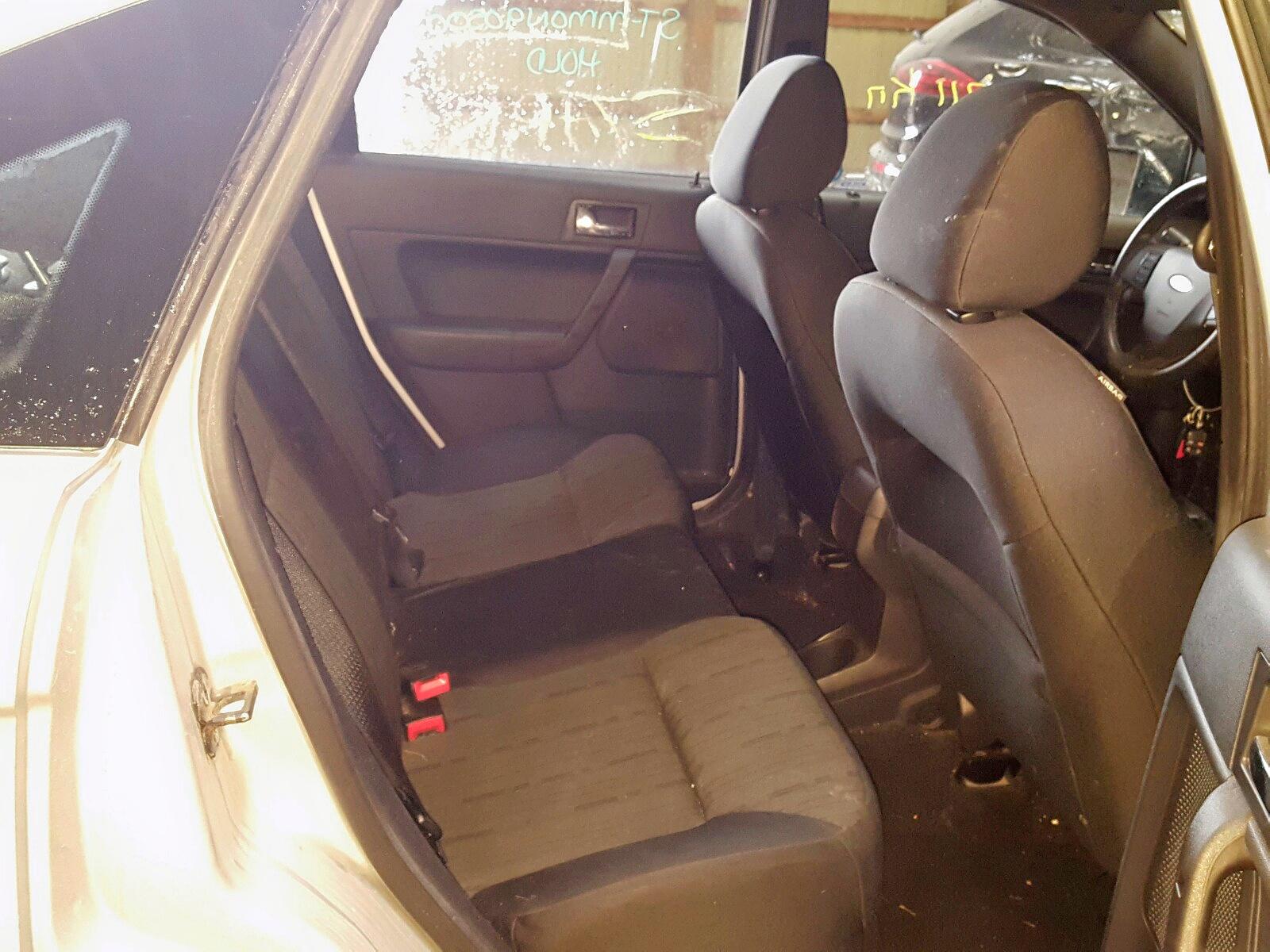 2011 Ford Focus Se - Фото 6