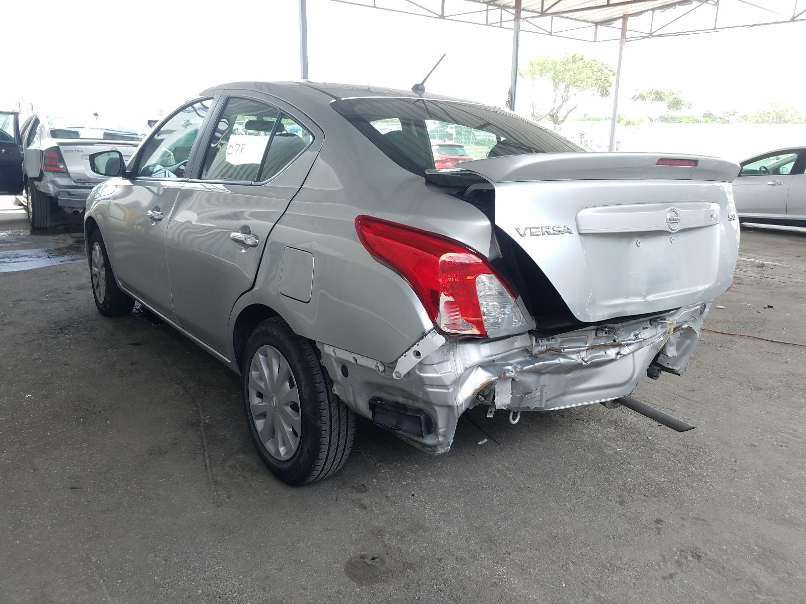 2018 Nissan Versa S - Фото 3