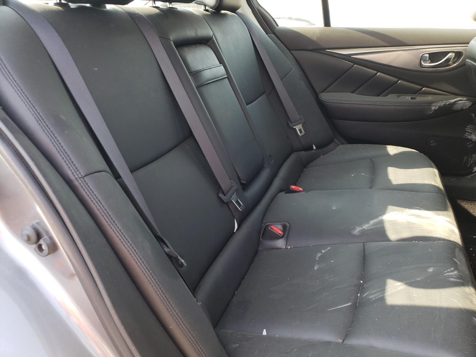 2017 Infiniti Q50 Premium - Image 6