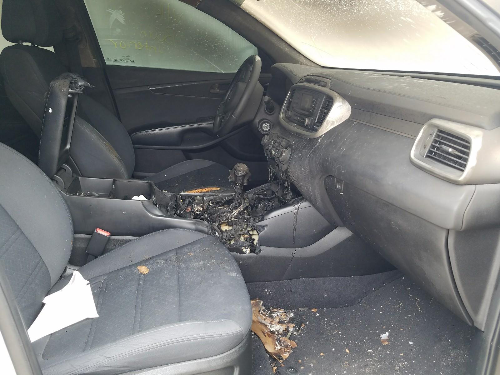 2016 KIA SORENTO LX - Image 5