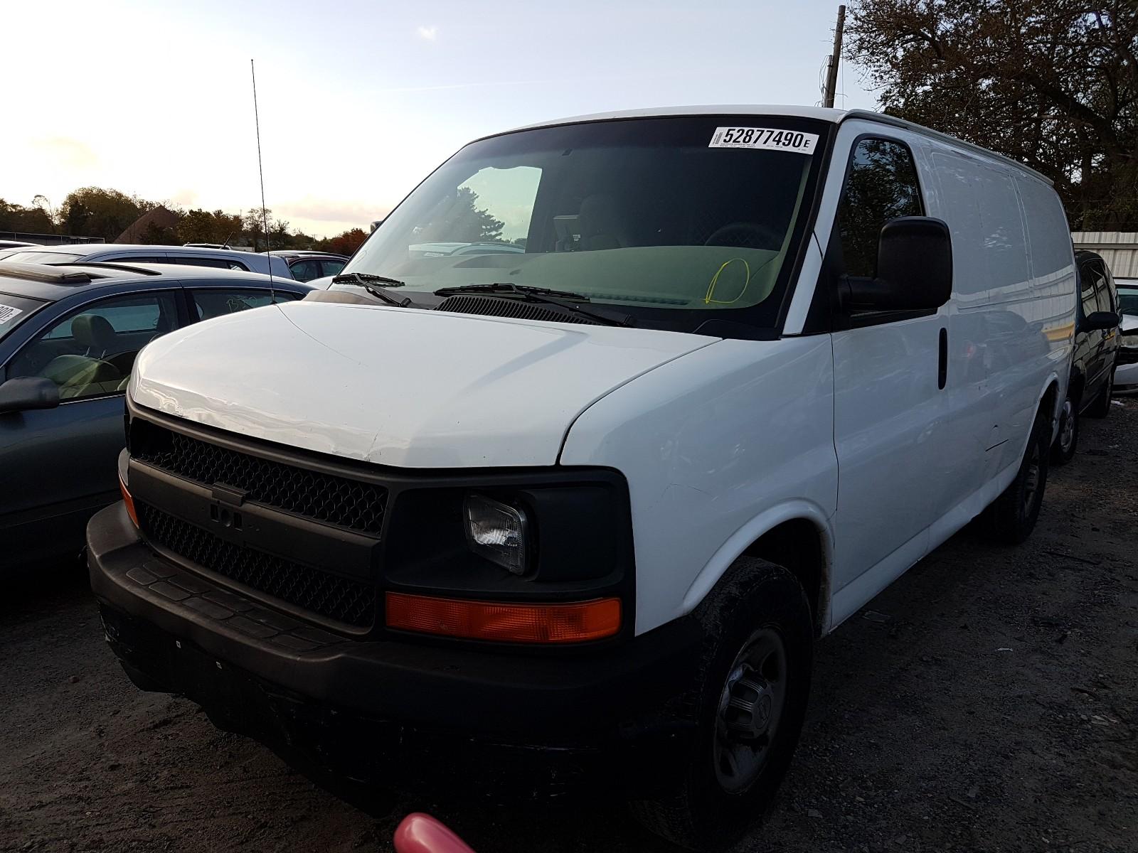 2008 Chevrolet Express G3500 - Фото 2