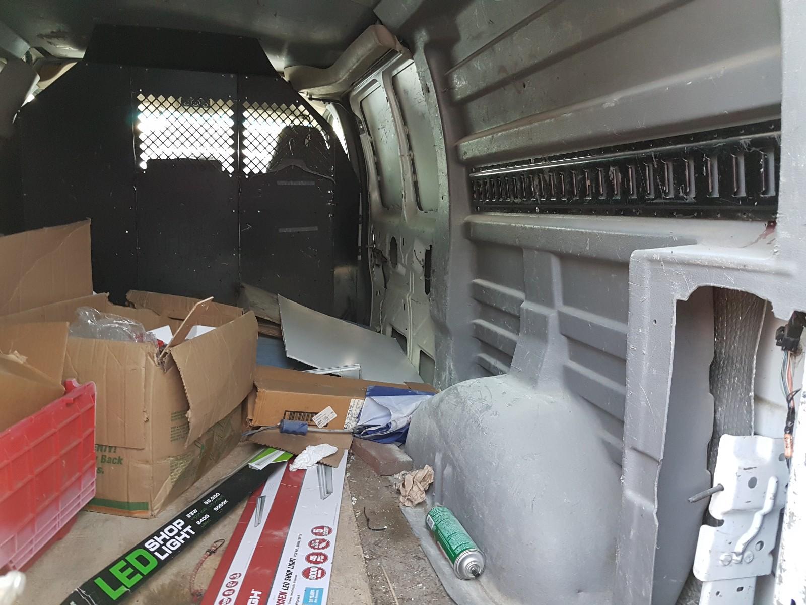 2008 Chevrolet Express G3500 - Фото 6
