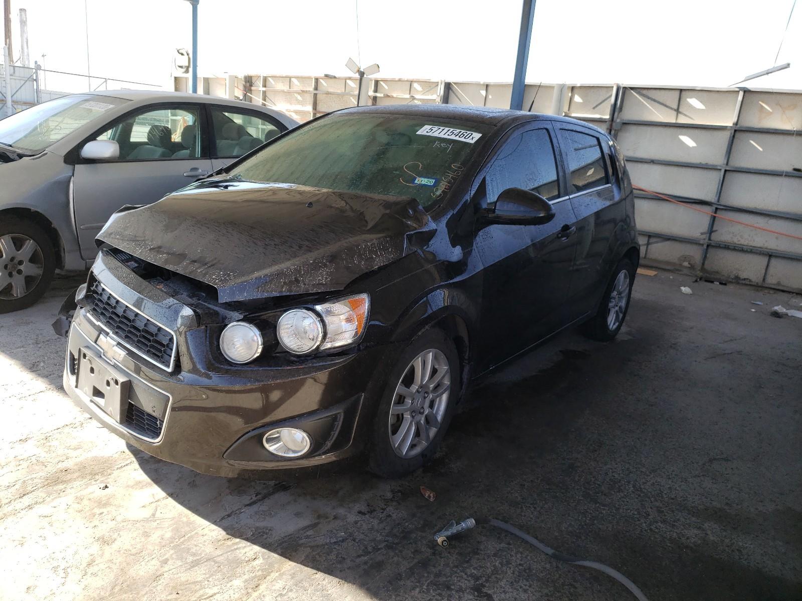 2014 Chevrolet Sonic Lt - Фото 2