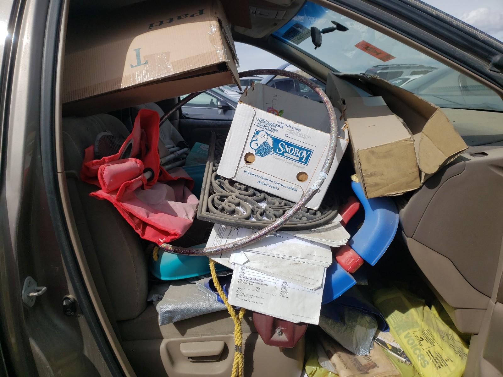 1999 Toyota Sienna Ce - Image 5