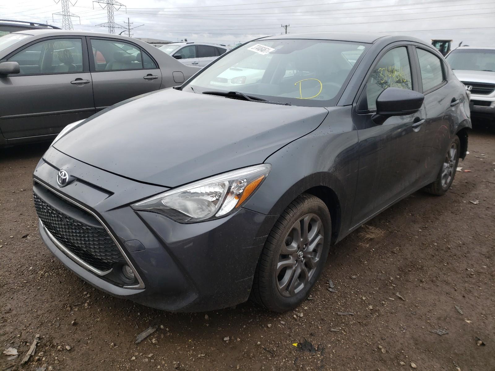 2019 Toyota Yaris L - Фото 2