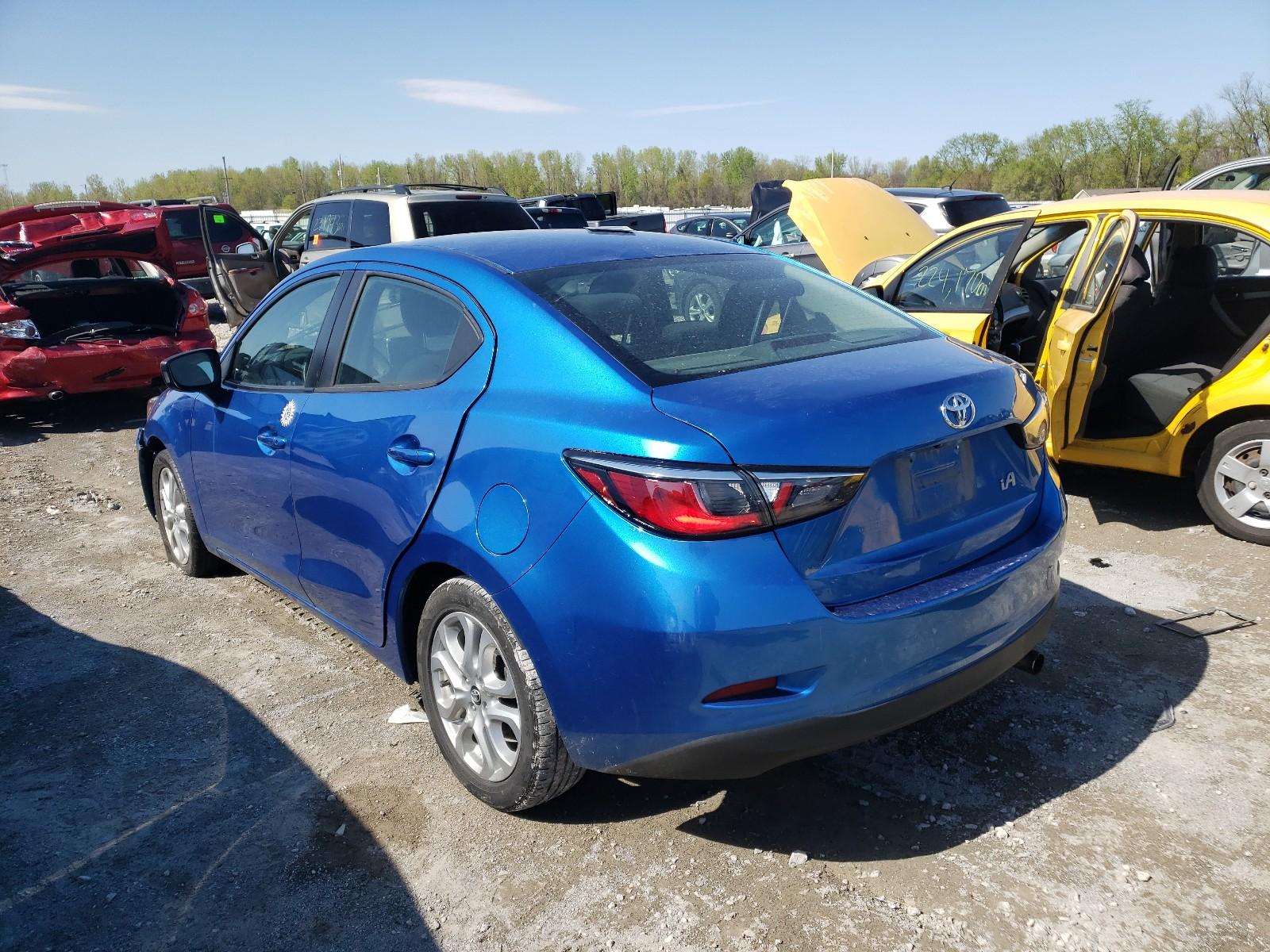 2017 TOYOTA YARIS IA - Фото 3
