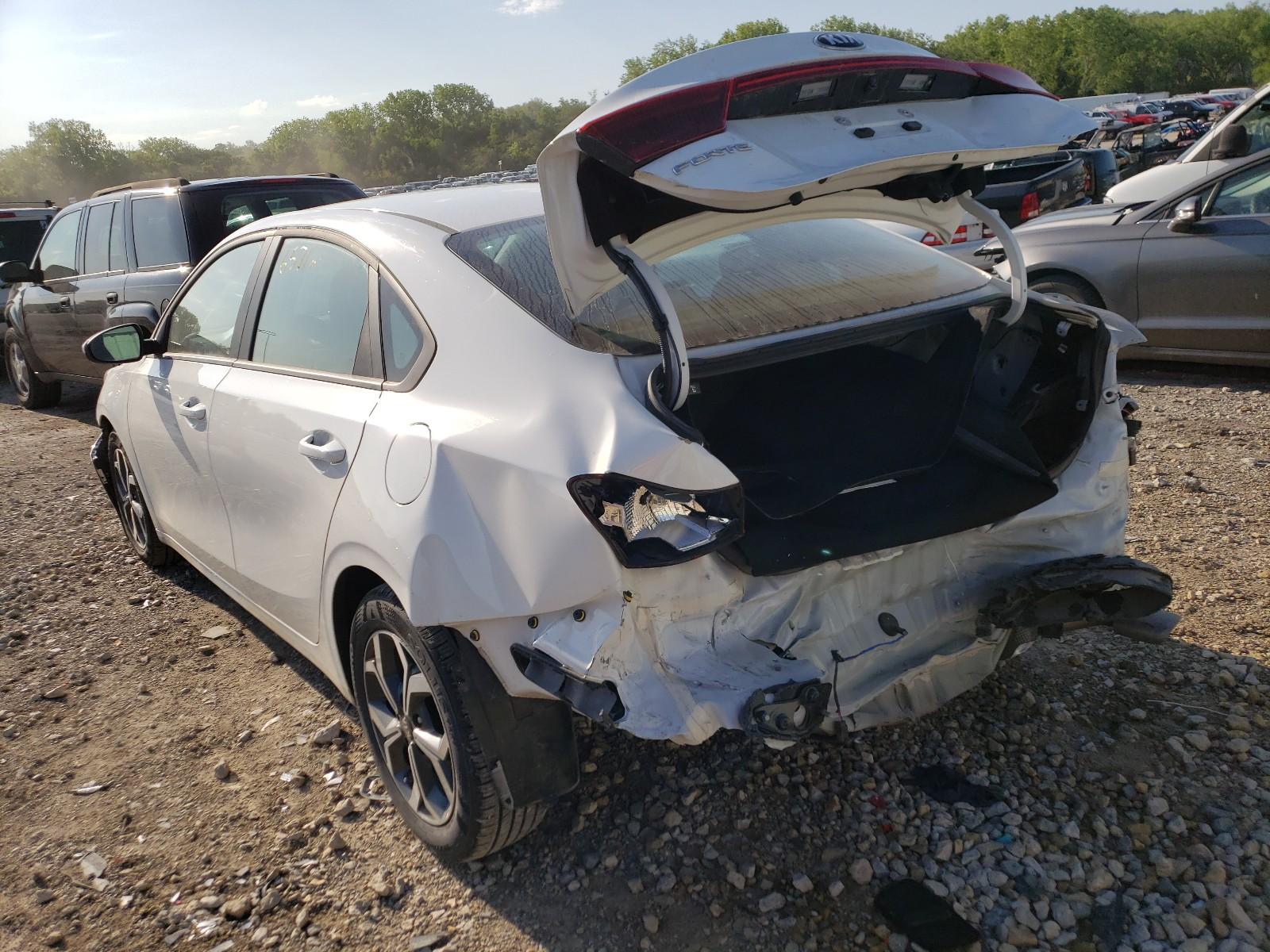 2021 Kia Forte Fe - Фото 3