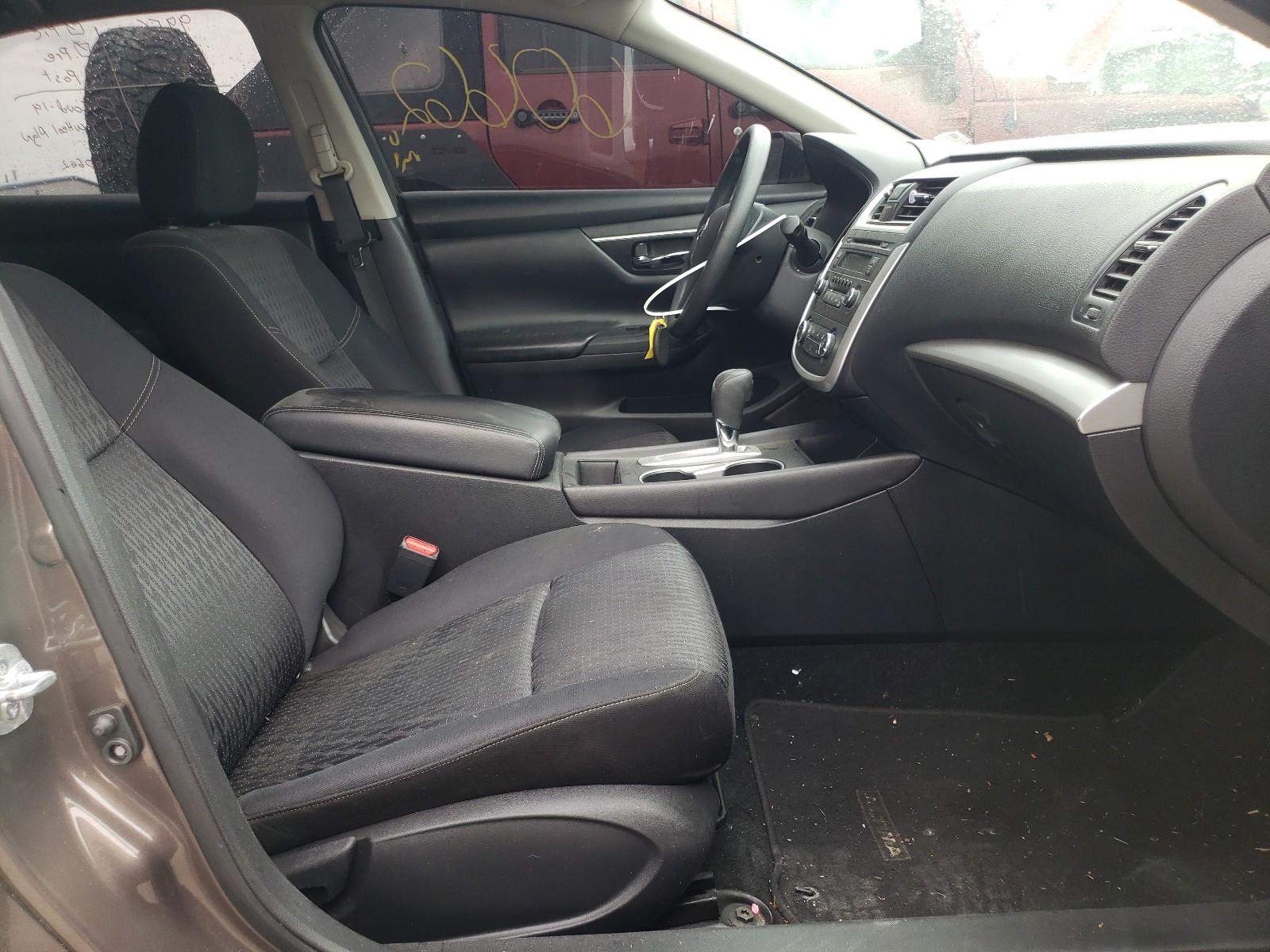 2016 Nissan Altima 2.5 - Image 5