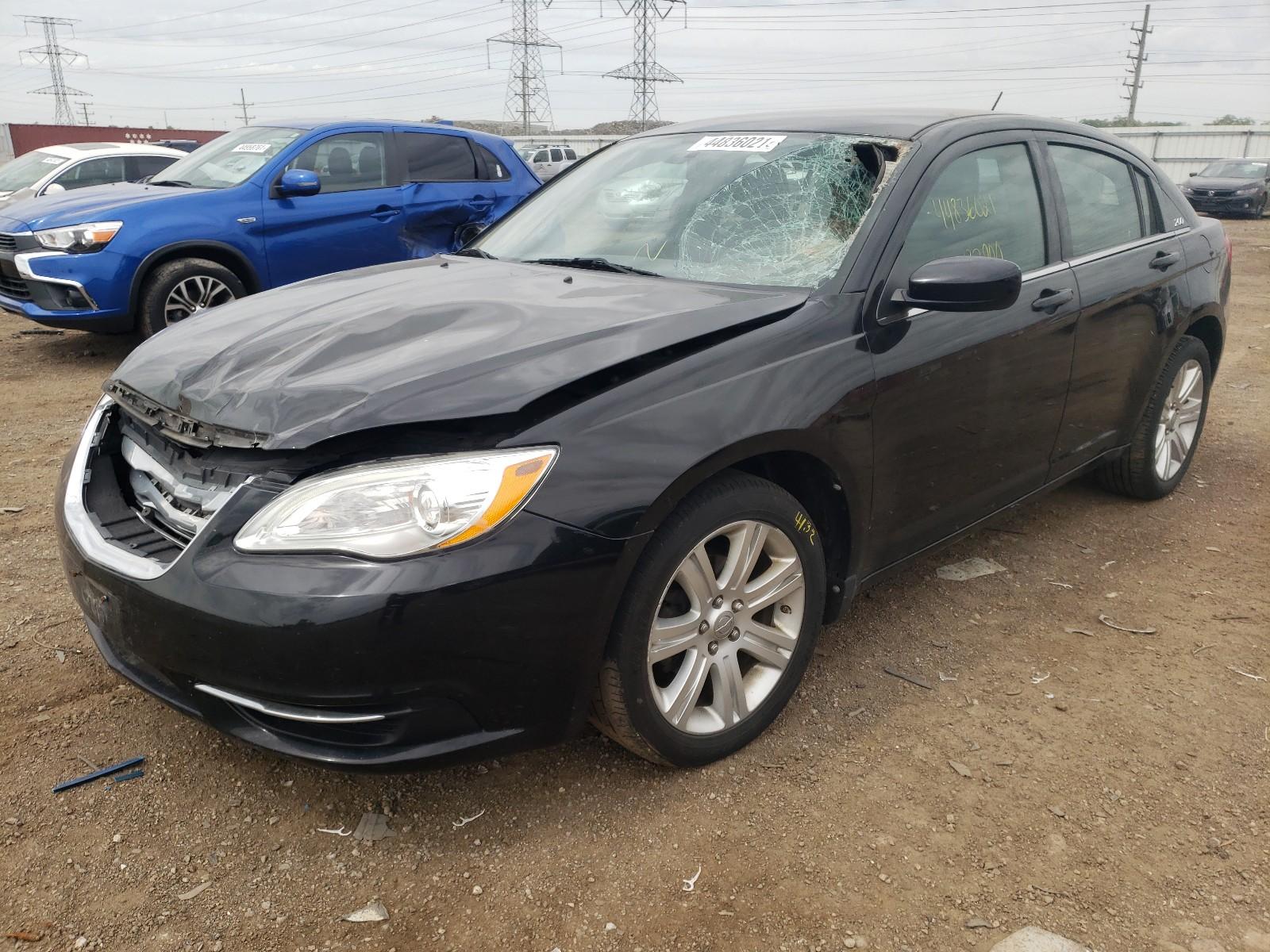 2011 Chrysler 200 Touring - Image 2