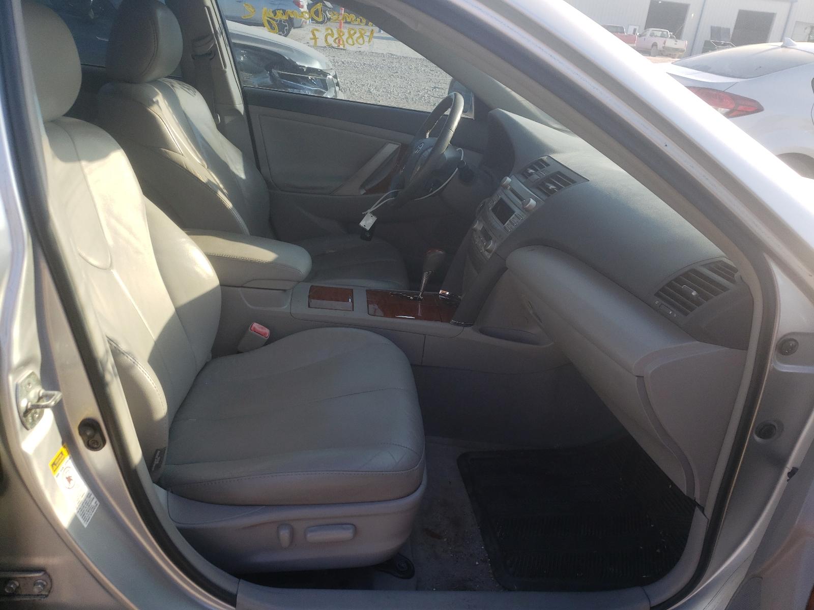 2011 Toyota Camry Hybrid - Фото 5