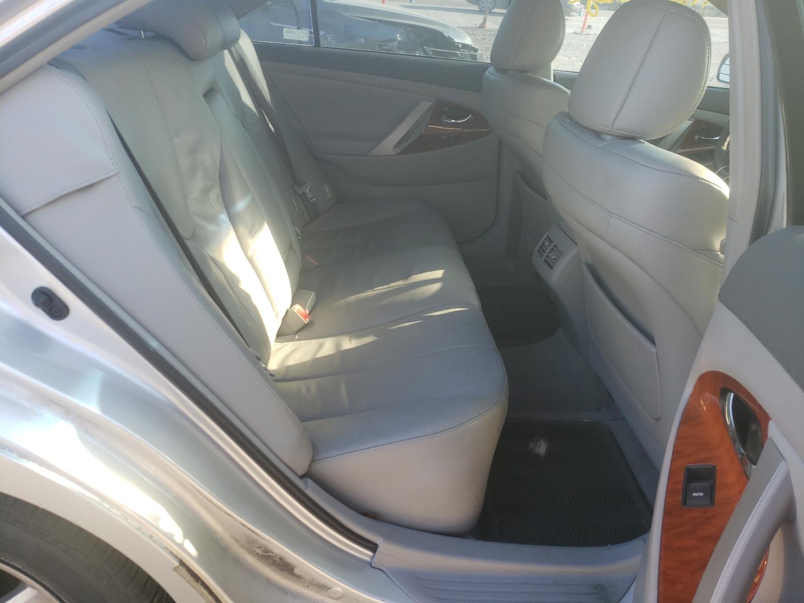 2011 Toyota Camry Hybrid - Фото 6