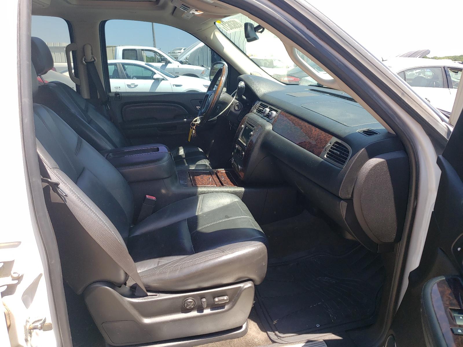 2007 GMC Yukon Denali - Image 5