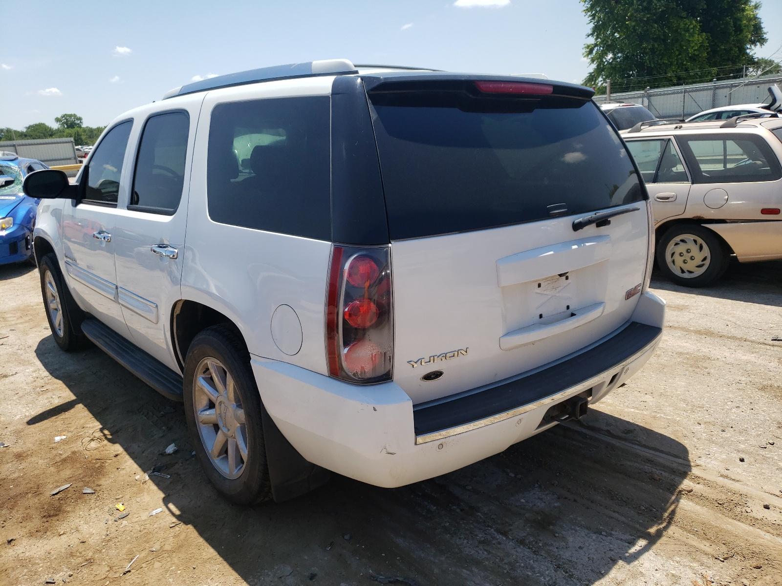 2007 GMC Yukon Denali - Image 3