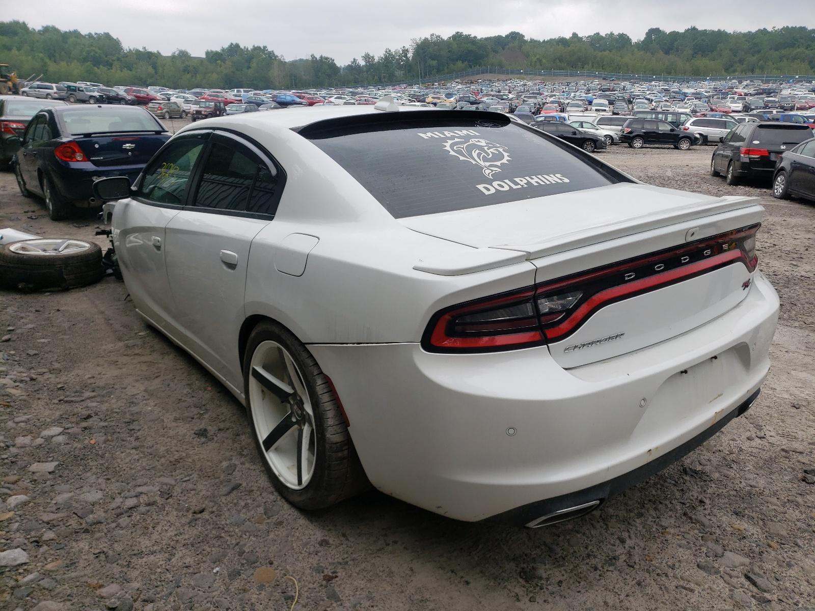 2015 Dodge Charger R/T - Image 3