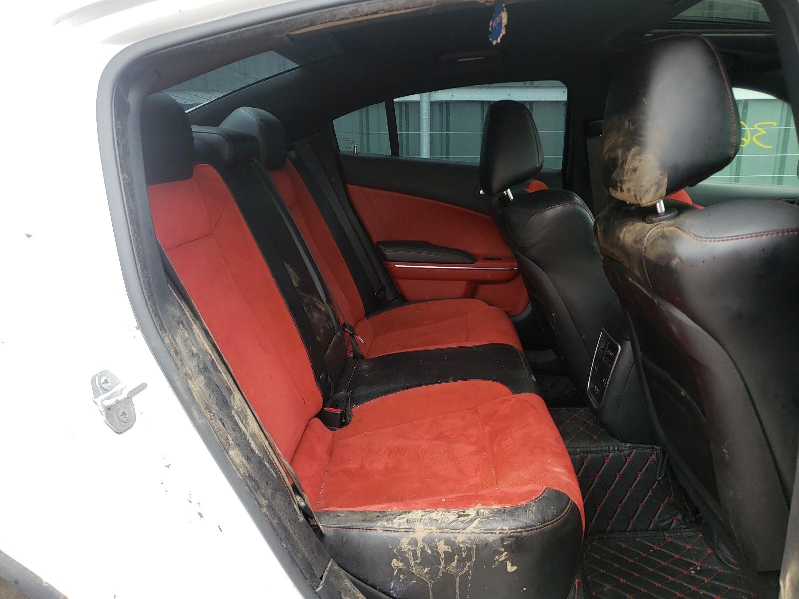 2015 Dodge Charger R/T - Image 6